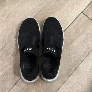 APL Techloom Bliss Black Sneakers